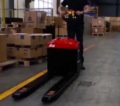 電動搬運車如何進(jìn)行保養(yǎng)工作