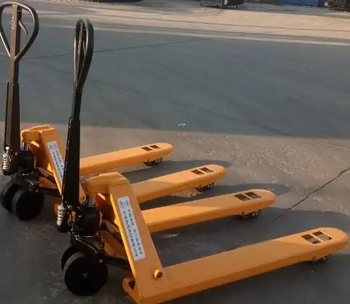 地牛叉車和電動(dòng)葫蘆相比，誰(shuí)的卸貨速度快