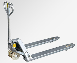 汕頭碼頭冠航不銹鋼手動液壓搬運車的使用優勢